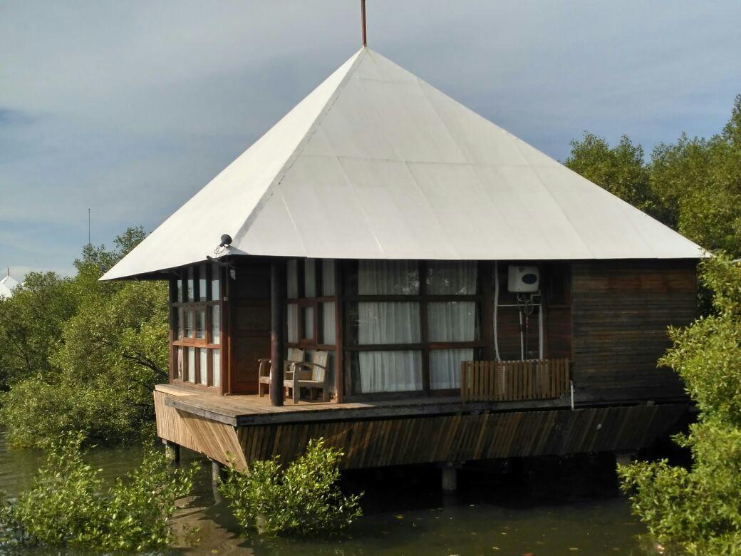 Beejay Bakau Resort Probolinggo Extérieur photo